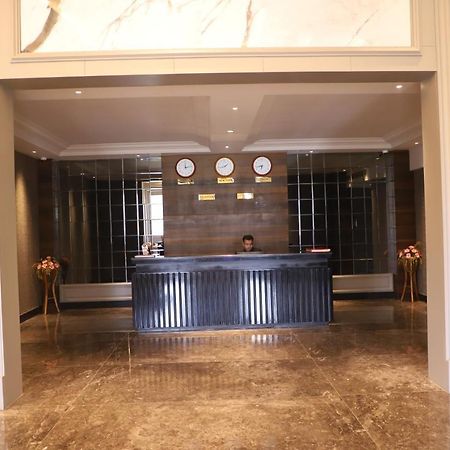Hotel Abha Grand อาลีการห์ ภายนอก รูปภาพ