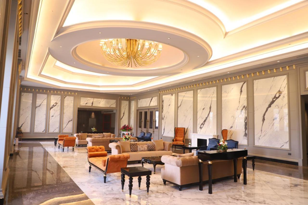 Hotel Abha Grand อาลีการห์ ภายนอก รูปภาพ
