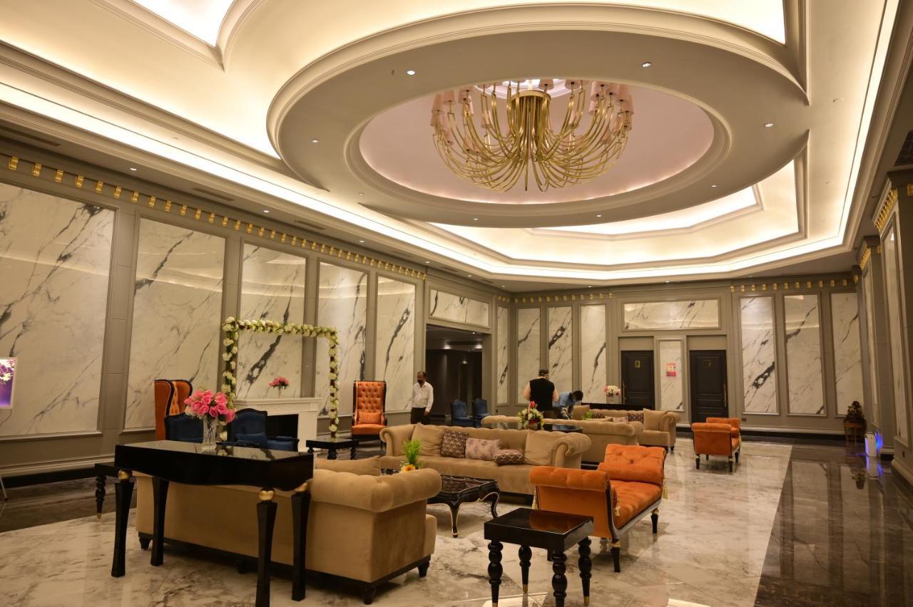 Hotel Abha Grand อาลีการห์ ภายนอก รูปภาพ