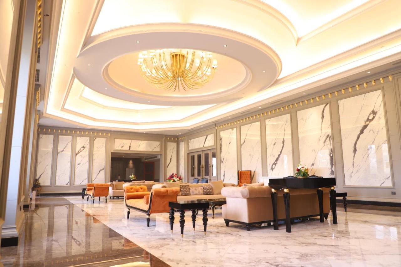 Hotel Abha Grand อาลีการห์ ภายนอก รูปภาพ