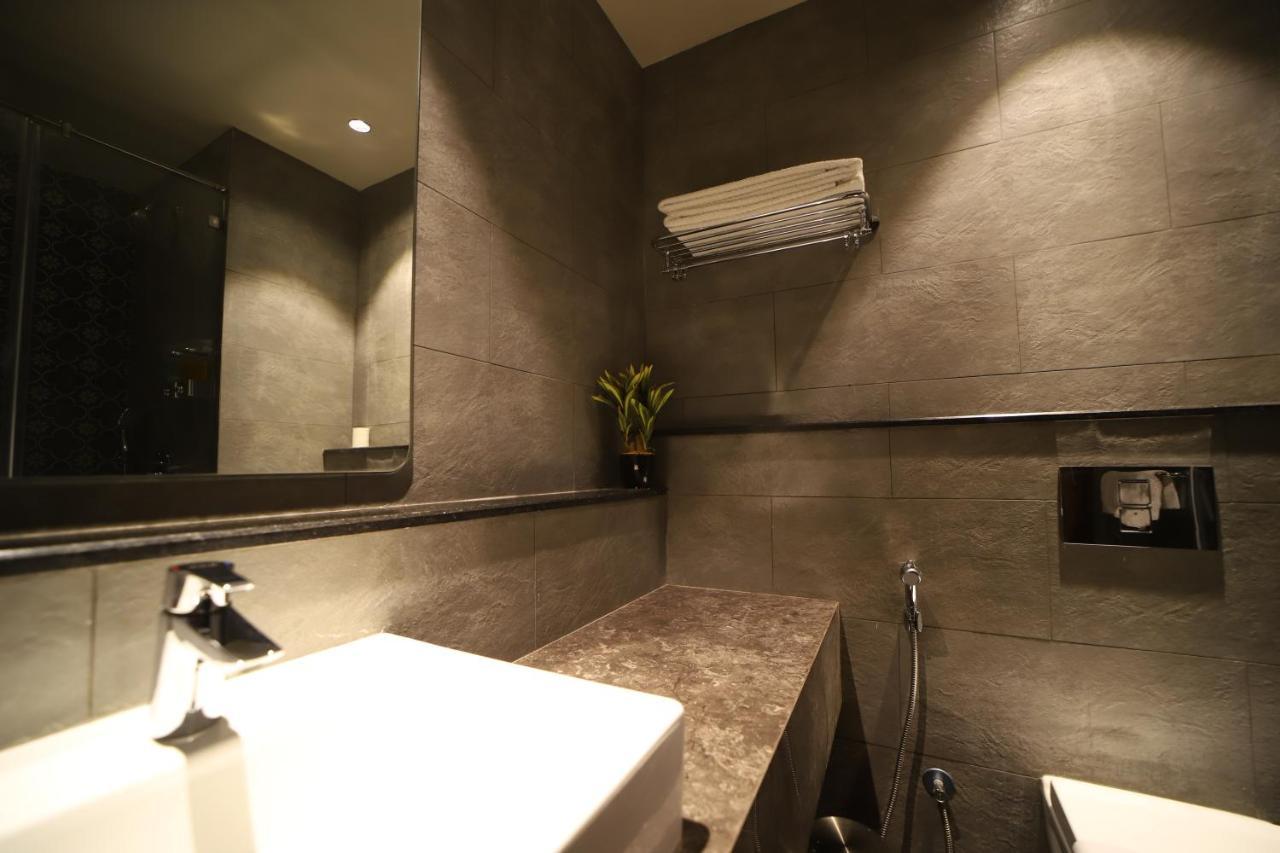 Hotel Abha Grand อาลีการห์ ภายนอก รูปภาพ